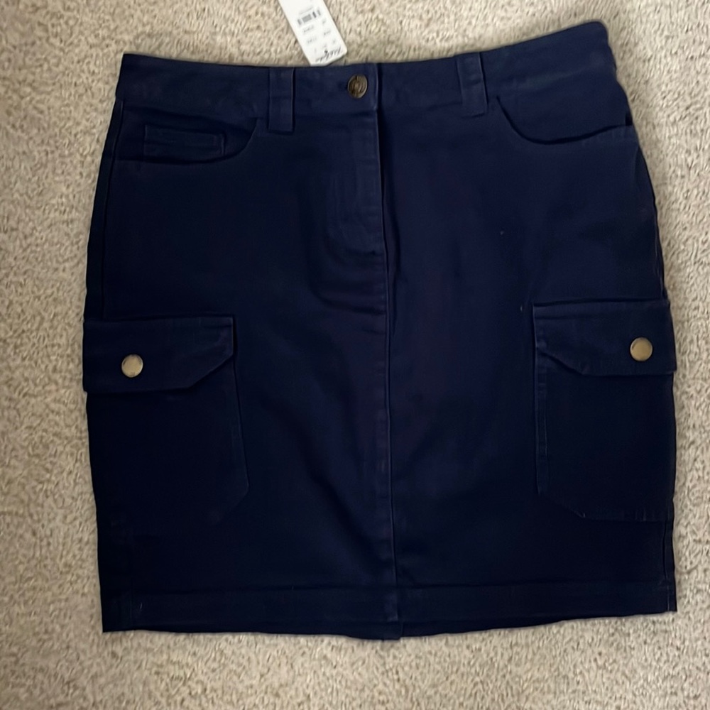 Size 6 navy Brooks Brothers skirt